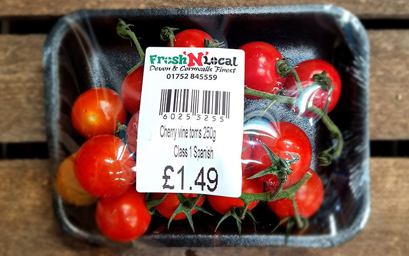 SALAD - Tomatoes cherry vine 200g (RRP £1.89)